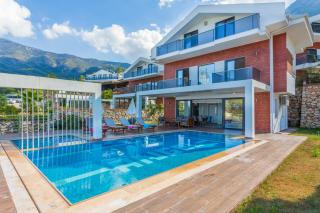 Celebrity E - Fethiye - 0