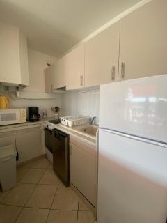 PORT CAMARGUE – BEL APPARTEMENT CLIMATISÉ AVEC VUE MER, TERRASSE PARKING – 4 PERSONNES - 8