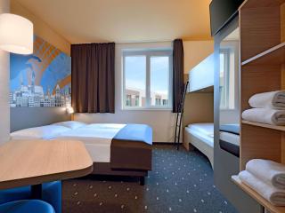 B&B Hotel Hannover-City - Hannover - 0