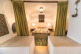 Gemini , Villa Mirsini in Finikia, Oia, Santorini - Foinikiá - 9