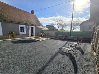Chez eugenie - 0