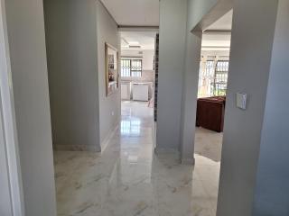 Chic Modern Escape - Lusaka - 6
