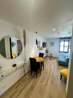 Mignon Appart Moderne et neuf, à 30min du Lux et pour 4pers - - 6