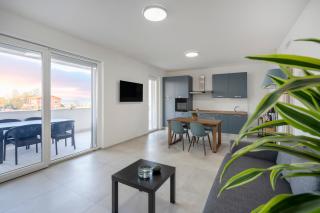 Pausa Mare Outside - 5