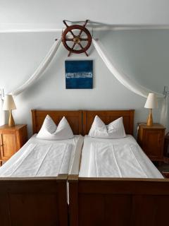 Hotel zum Kreuz - Sankt Peter - 3