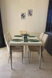 Family Comfort 3BR with Balcony - 4