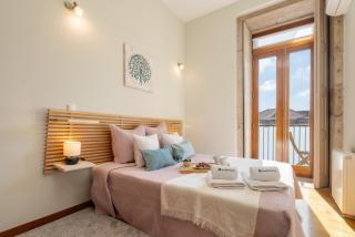 HostWise - Stylish Flat with Balcony - Oporto - 9
