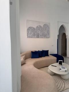 Mykonos Apartment, Air-Conditioned, Netflix, Small Pool - Marrakech - 2
