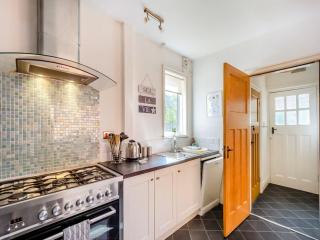 Large 5 Bed House in Scarborough near the beach, Large Garden & HOT TUB - 4