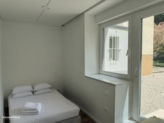 Quiet Apartment with Garden + Parking - Ljubljana - 1