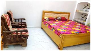 HOTEL SHREE MATE Near Shri Hanuman Garhi Mandir - Junction Railway Station - Fully Air Conditioned Room- A Top Rated Hotel - Ayodhya - 0