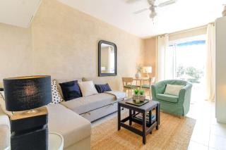 SELECT'soHOME - Studio pour 2 personnes à deux pas du centre-ville du Lavandou avec parking privé - TERRAZZA - Le Lavandou - 5