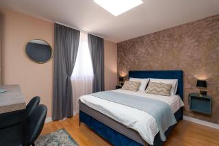 Sapphire Studio Apartment with FREE PRIVATE PARKING - 9