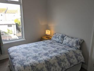 3 bed terrace in Donaghadee town centre 1 min walk to shops and beach - Donaghadee - 3