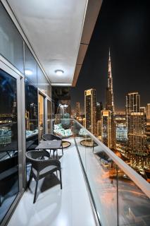 New Luxury 2 Bedroom with Burj Khalifa View & Spectacular Rooftop Infinity Pool Bar - 5