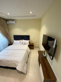 Supreme Apartment & Residence - - 5