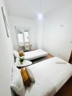 Spacious Lisbon flat, great location for tourists, free parking - Amadora - 7