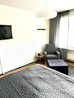 Rauhaisa yksiö ylimmässä kerroksessa - 8