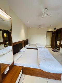 Vardhaman Hotel - Ujjain - 8