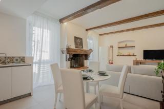 GuestHost - Mare Monti Apartments 1-5-6-8 - 4