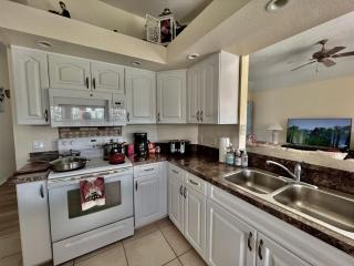 Villa with swimming pool & spa in quiet area - Rotonda West - 9