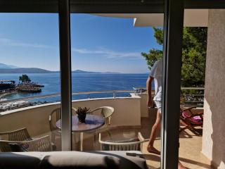 Beachfront Residence - Saranda - 0