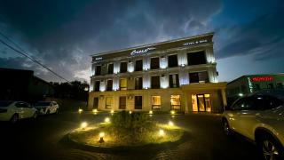 Barhat Hotel & SPA - Taras - 9