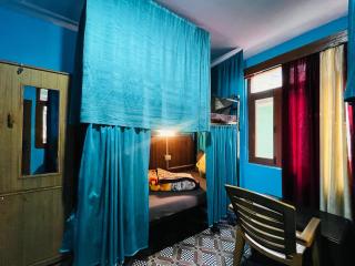 Non Stop Cafe Hostel & Stay - Manali - 6
