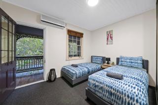Facilitated 4 BR House & ICC&Darling Harbour-8 mins walk - Sydney - 7