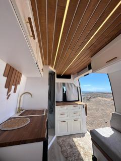 The Feather Van - Puerto del Rosario - 4