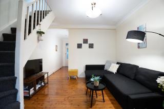 Facilitated 4 BR House & ICC&Darling Harbour-8 mins walk - Sydney - 9