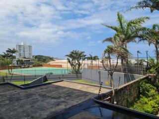 Margate Boulevard - 3 Bedroom Apartment with Seaview - Margate - 2