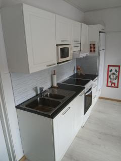 Stylish and Affordable Stay - 9