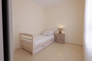 Comeback DONT WORRY BE HAPPY - 2