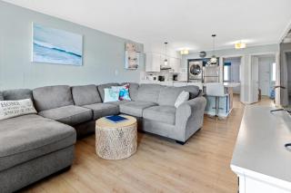 Ocean Block 3-Bedroom Condo with Panoramic Views in Ocean City - 2