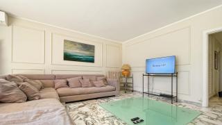 comfortable 3 bedroom, superb south terrace - 3