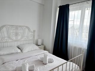 Viva la Vida by Iulius Mall - 2