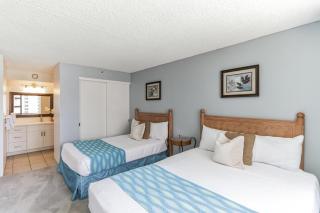 Spacious Waikiki Condo 1 Block from Beach with Full Kitchen and Free Parking (21208) - Honolulu - 9