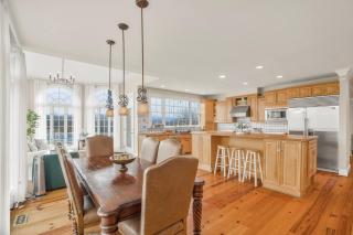 Luxe Farmhouse on 200 Acre w/ Pool, Sauna, Games, Views, Longhorns, Close to Shenandoah NP - Amissville - 1