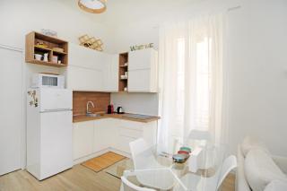 Corsica Apartment - Milan - 1