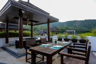 Naiharn Pool Villa Number 5 - Rawai Beach - 9