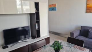 Sunny & Cosy 2 Bedroom Penthouse with Terraces - St. Paul's Bay - 3