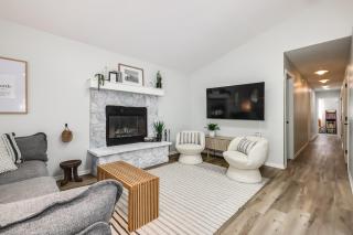 Dunes & Waves Retreat - Perfect Lake Getaway - 3