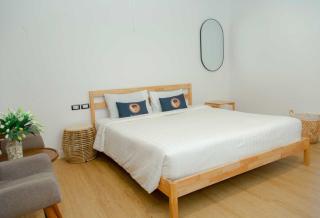 Collection O Patong Beach Phuket formerly RQ Hotel - Patong - 7