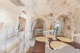 Trullo Julia by BarbarHouse - Ostuni - 2