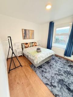 Cricklewood Broadway Guest Home - 7
