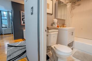 Stylish 3Bd in Manhattan near the Empire State Building - 3