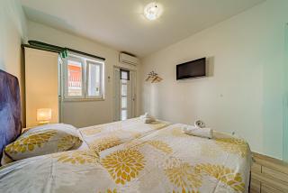 Rooms & Apartments Mirakul - 9