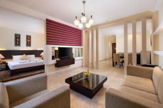 Royal Hotel Tretes - Prigen - 2