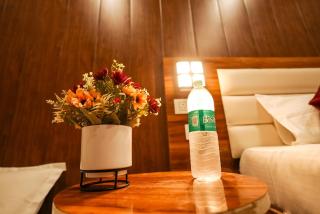 Shree Krishnam Residency Vrindavan Near ISKCON & Prem Mandir - 3